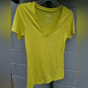 Old Navy XS Vintage V-neck